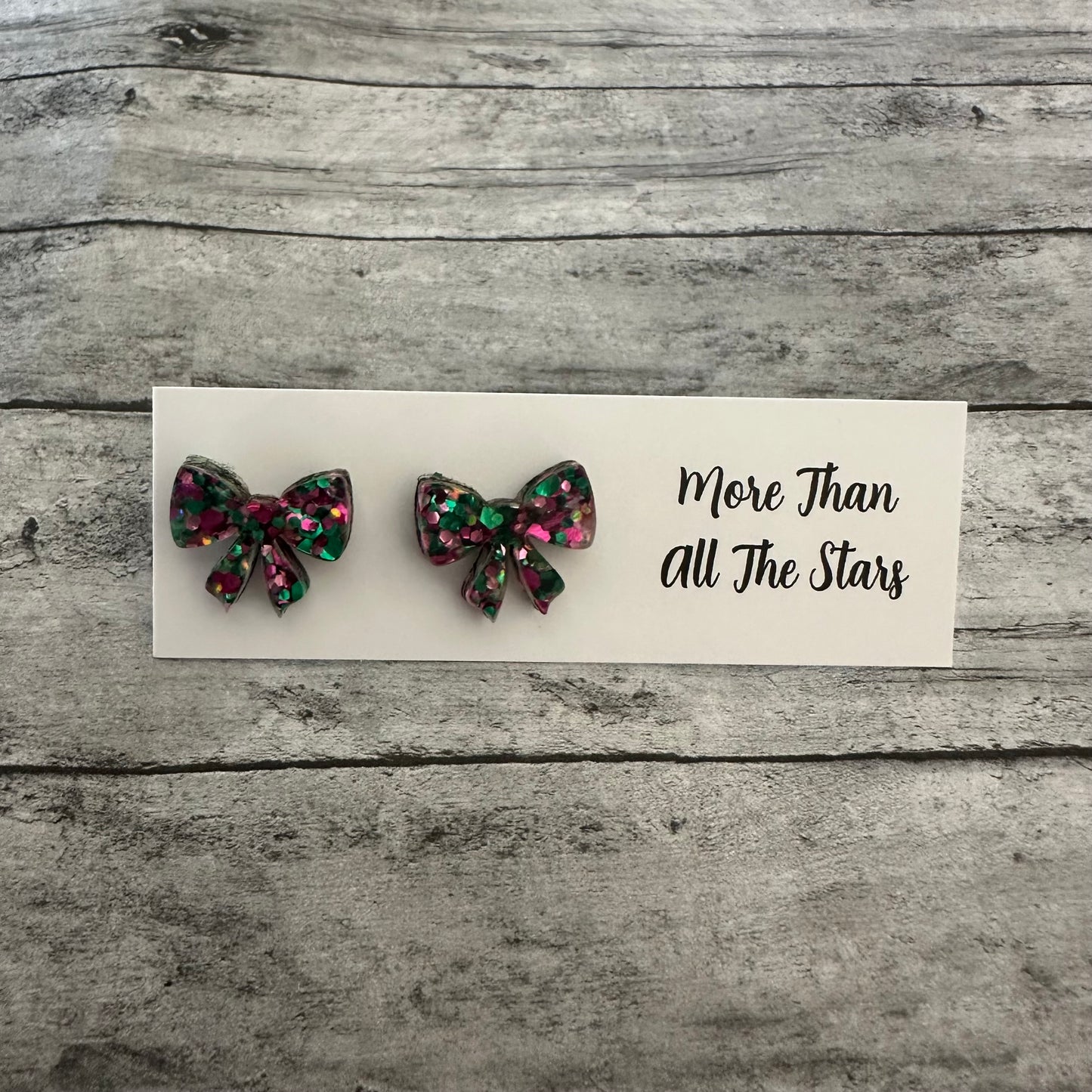 Bow Stud