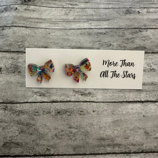Bow Stud