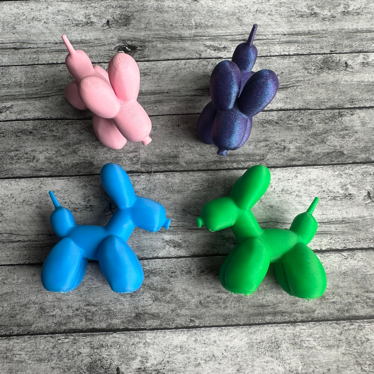 Green Balloon Dog