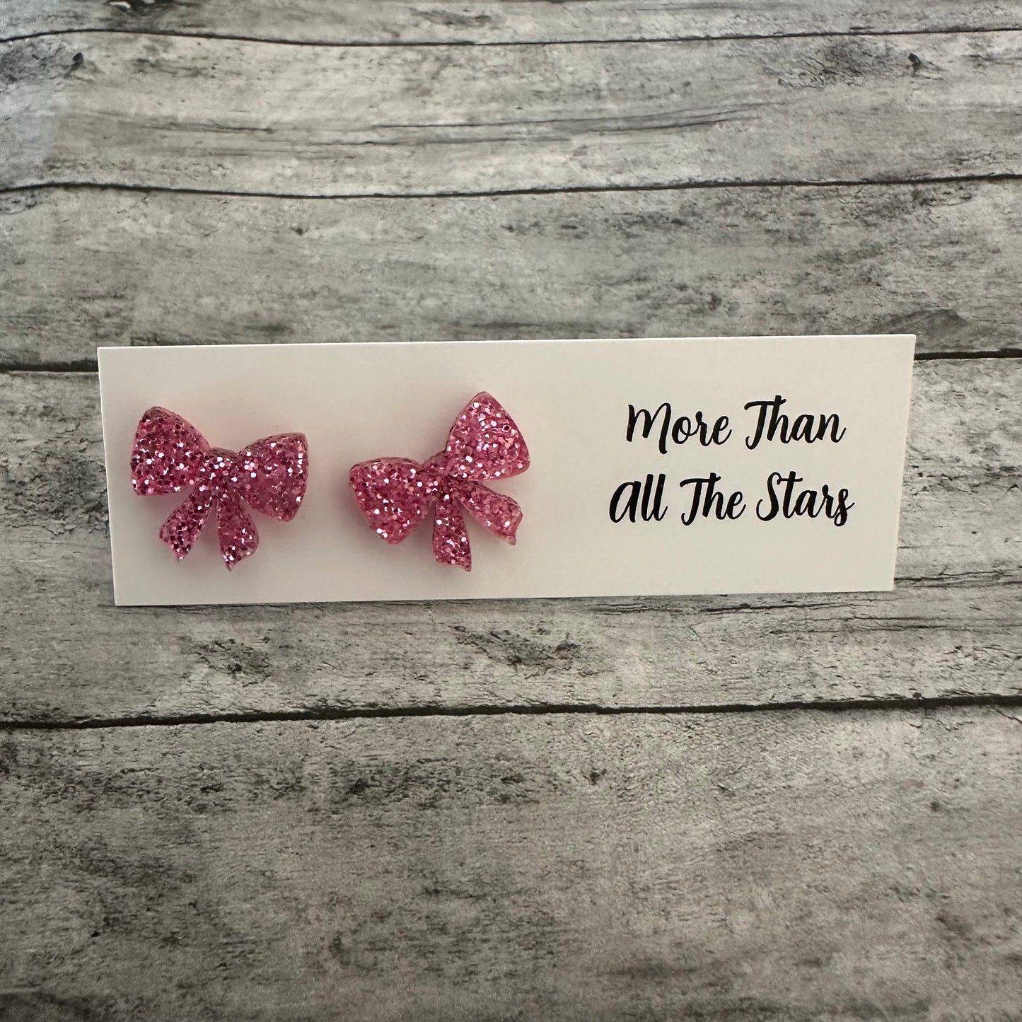 Bow Stud