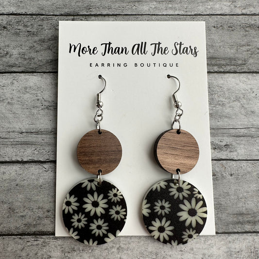 Black Daisy Circle Earrings